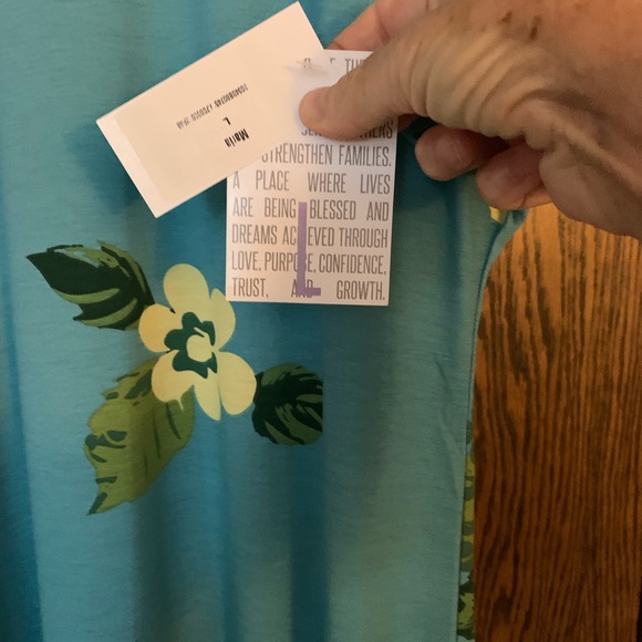 LULAROE MARIA - Picture 2 of 2